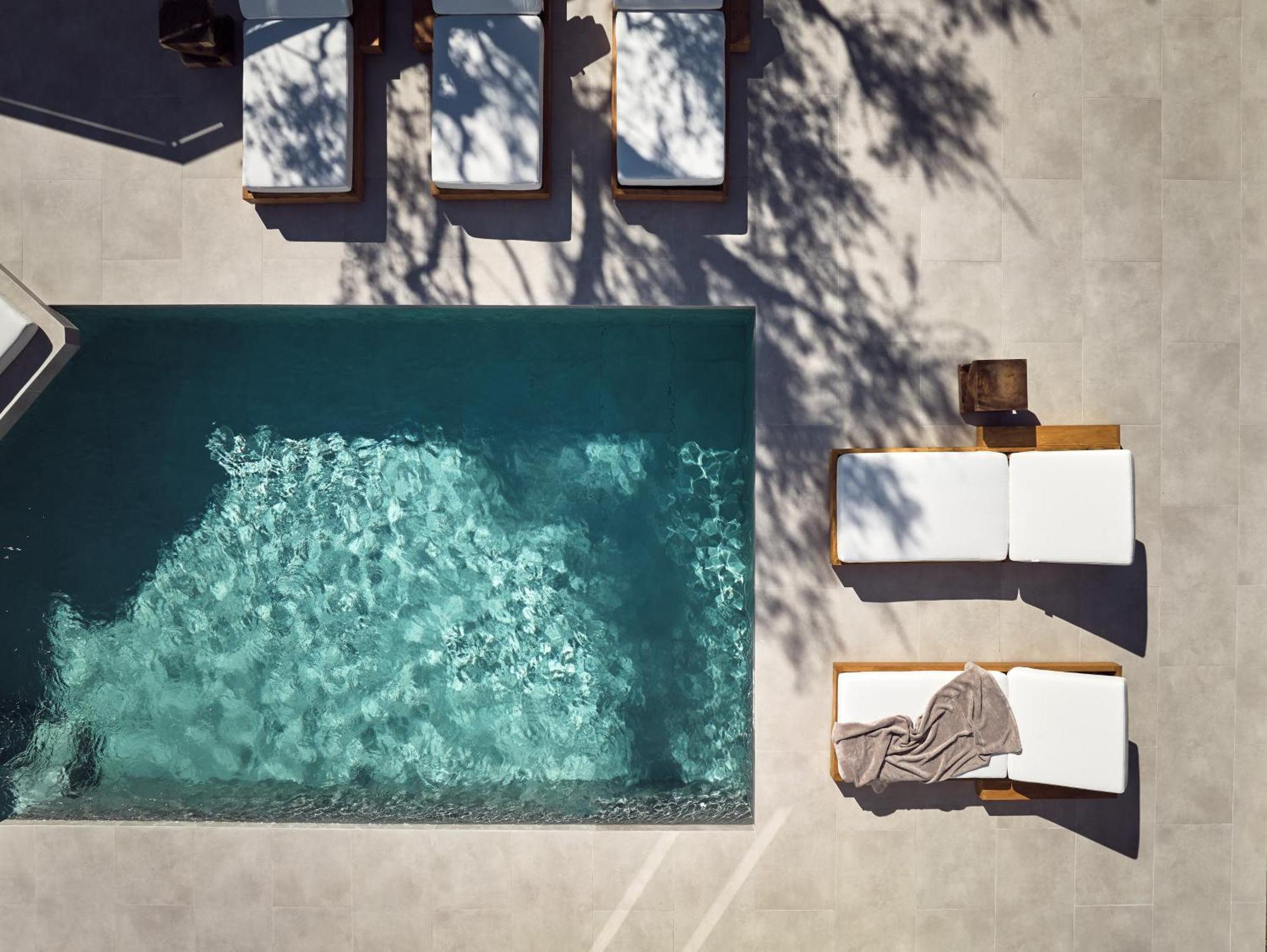Estelle Villa, A Flamboyant Escape With Pool, By Thinkvilla Romirion Exterior photo